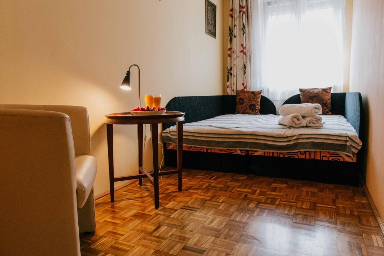 Apartment Budacenter Budapest Luaran gambar